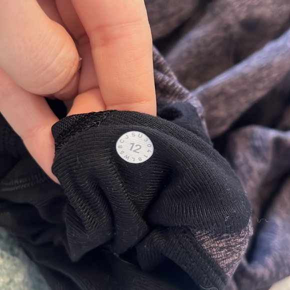 Lululemon Warm Down Heathered Jogger Size 12 - Picture 11 of 11